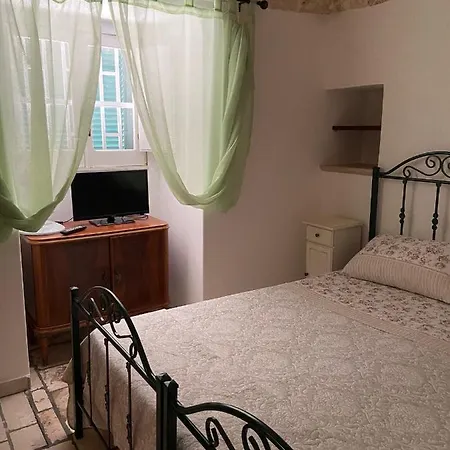 Trulli Beatrice וילה לוקורוטונדו